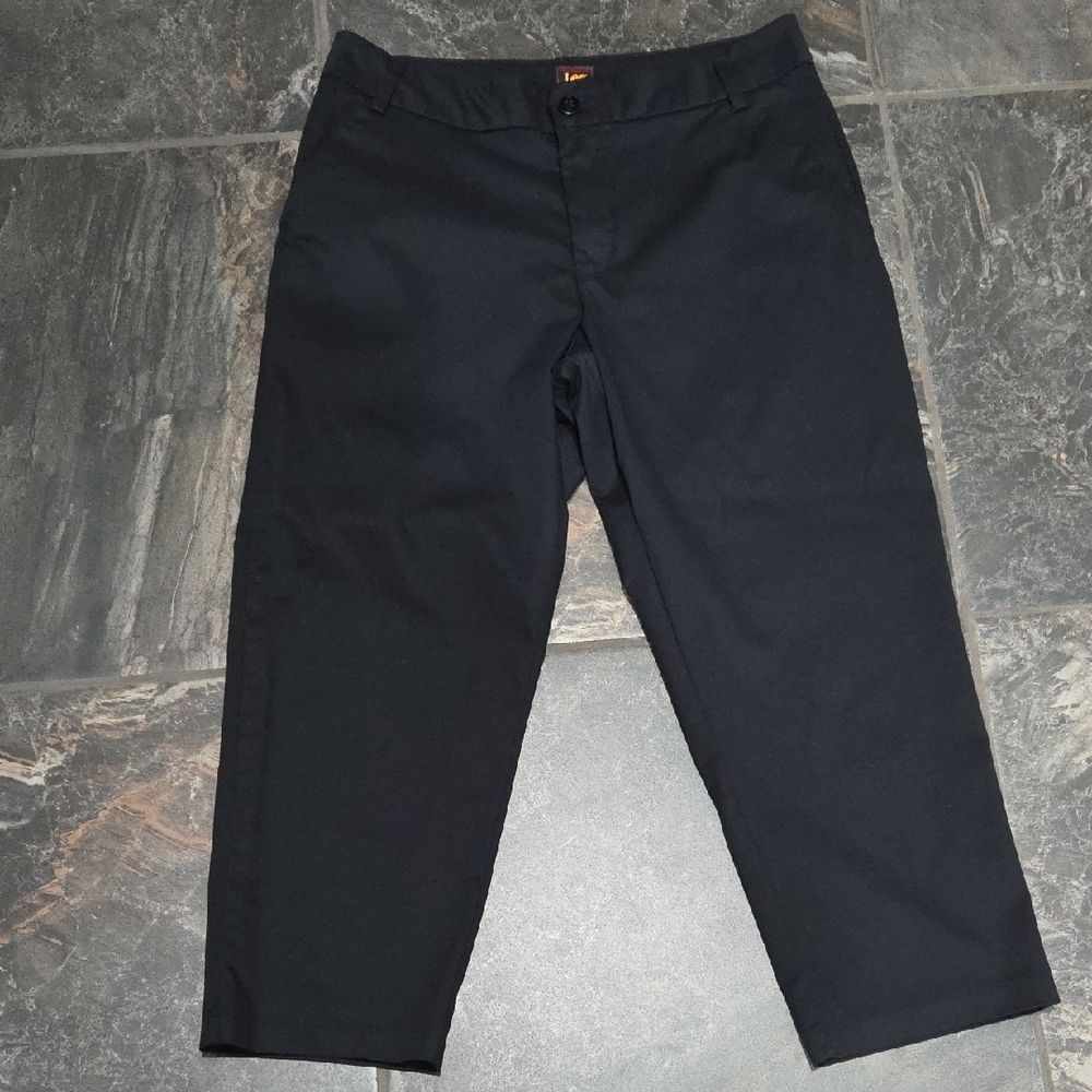 LEE women  Black capris Pants
